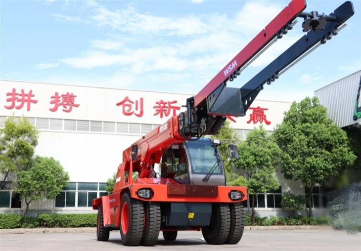 High-Quality Telescopic Boom Crane